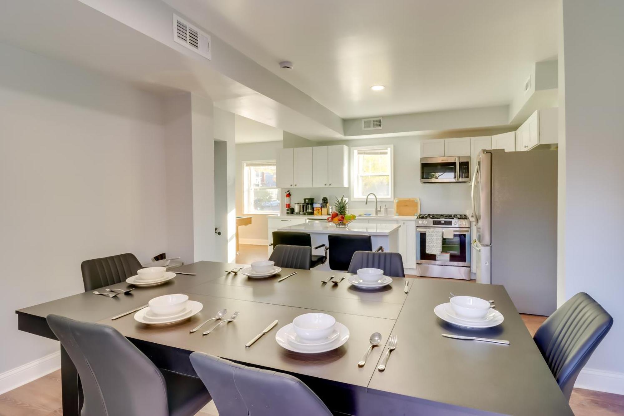5 Mi To National Mall Dc With Pool Table * Washington
